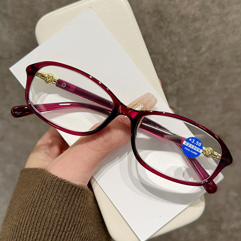Fashionable reading glasses for women, ultra-light anti-blue light glasses for the elderly, HD new style reading glasses for mothers, wholesale price