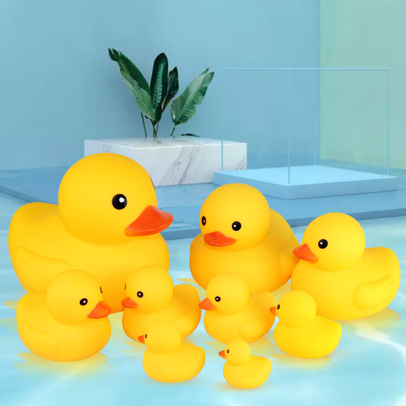 Hong Kong version of the little duck toy baby bathing and playing in the water No. 8 little yellow duck toy children's educational pinch and cry sound