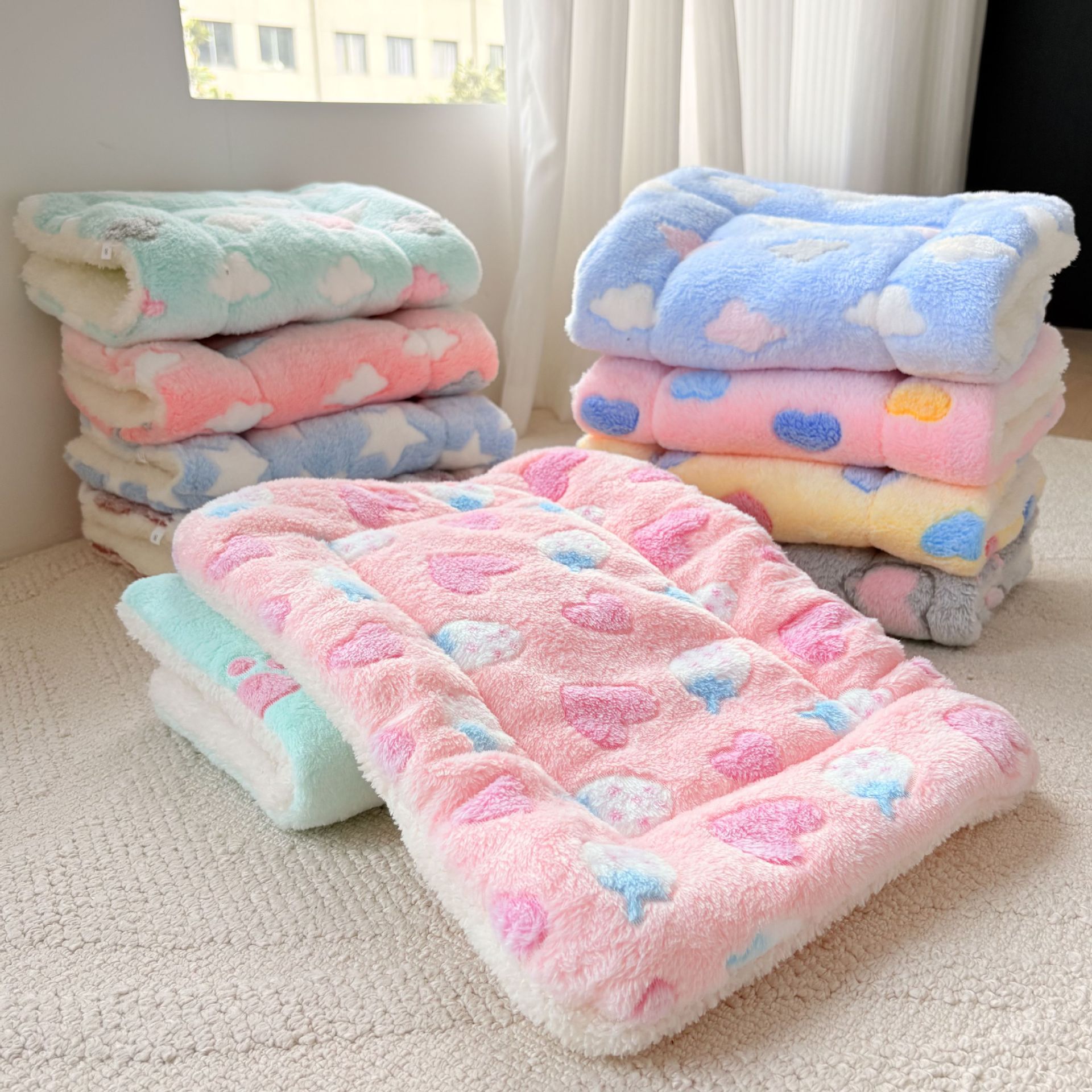 Pet mat, thickened warm fur blanket, cotton pad, kennel sleeping mat, cat quilt, dog supplies