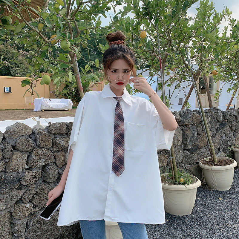 Summer short-sleeved white shirt for female students, loose outer wear, salt spring shirt tops for women, fashionable 2022 new style