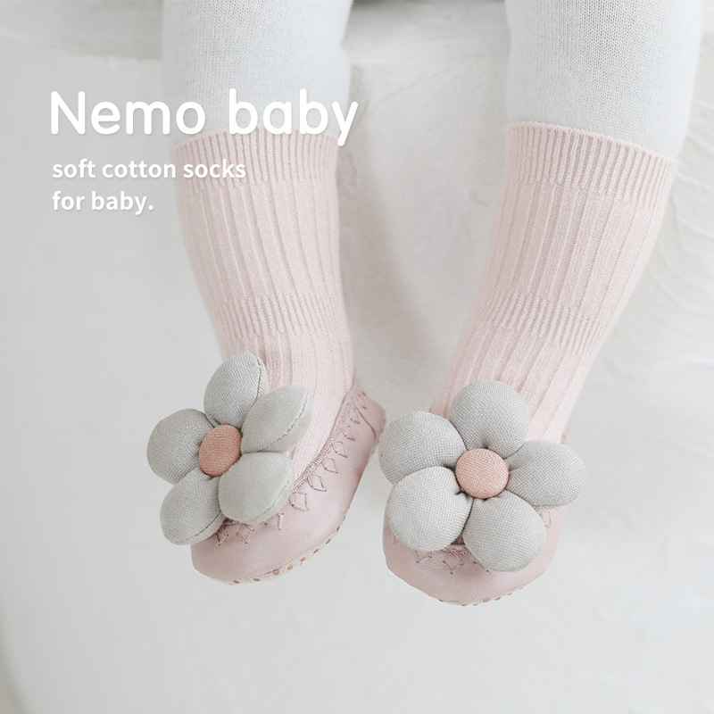 2022 autumn and winter new baby toddler shoes and socks Korean princess cute flower leather sole shoes baby toddler socks and shoes