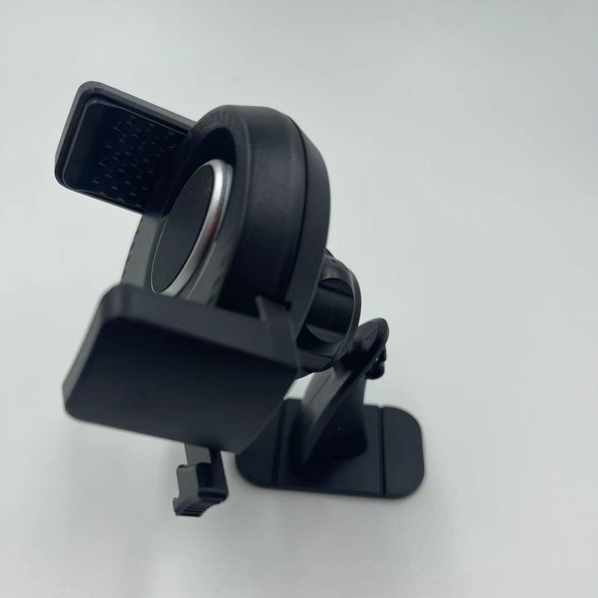 Manufacturer wholesale mobile phone holder cross-border e-commerce bracket center console mobile phone holder car