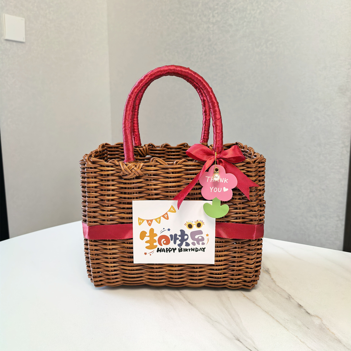 Plastic woven vegetable basket hand basket souvenir packaging handbag gift basket women's imitation rattan basket bath basket