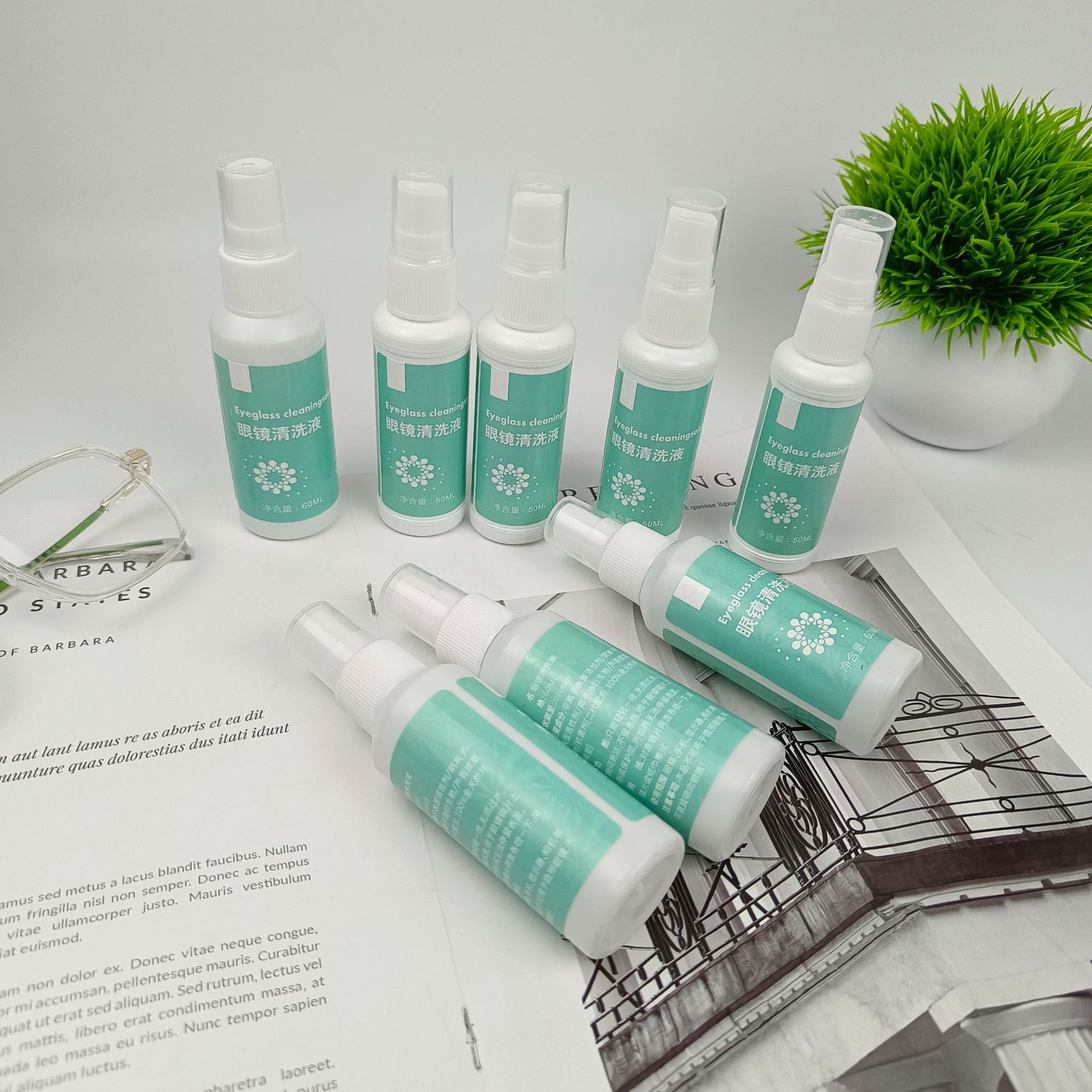 Wholesale glasses cleaning fluid, lens cleaning agent, glasses cleaning agent, lens care agent can be printed with logo
