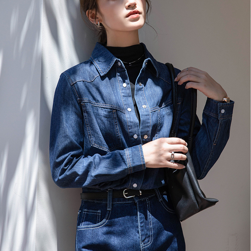 2025 Spring and Autumn New Hong Kong Style Casual Denim Shirt Jacket Women's Long Sleeve Loose Versatile Fashionable Stacking Shirt Trend