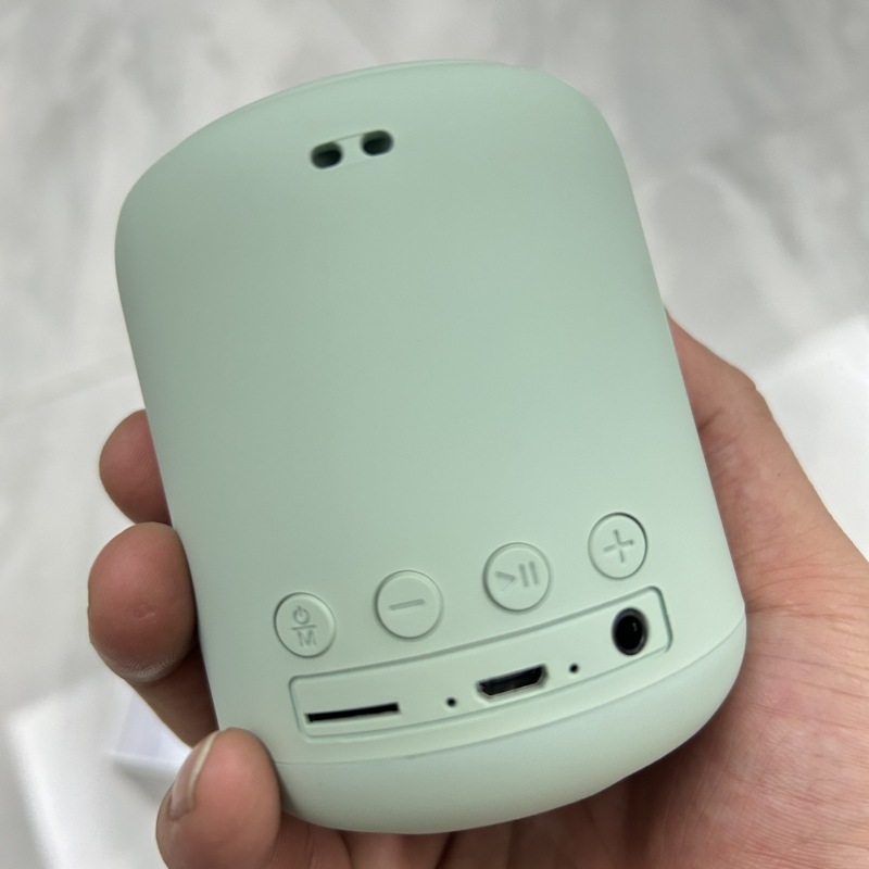 New Bluetooth speaker wireless portable outdoor home plug-in subwoofer plug-in card small audio charging