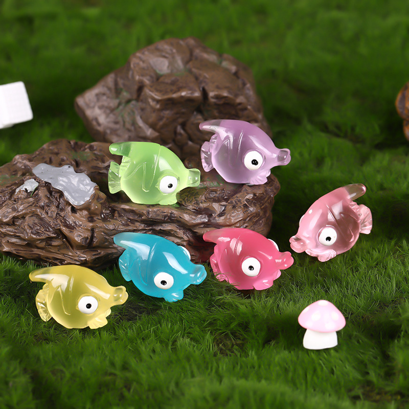 Cartoon fish resin accessories crafts marine series DIY jewelry accessories fish tank micro mini decorative furnishings