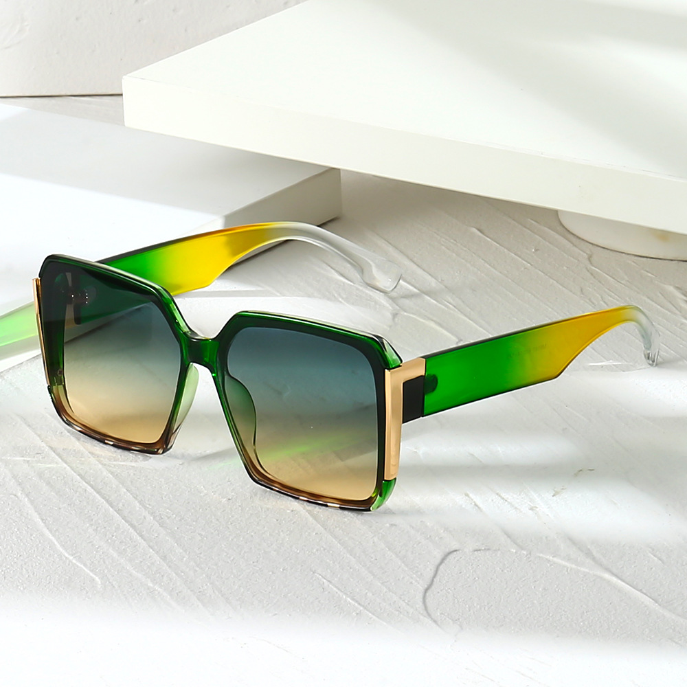 2024 New Women's Square Sunglasses European and American Fashion Women's Sunglasses Cross-Border Decorative Color Sunglasses Trend