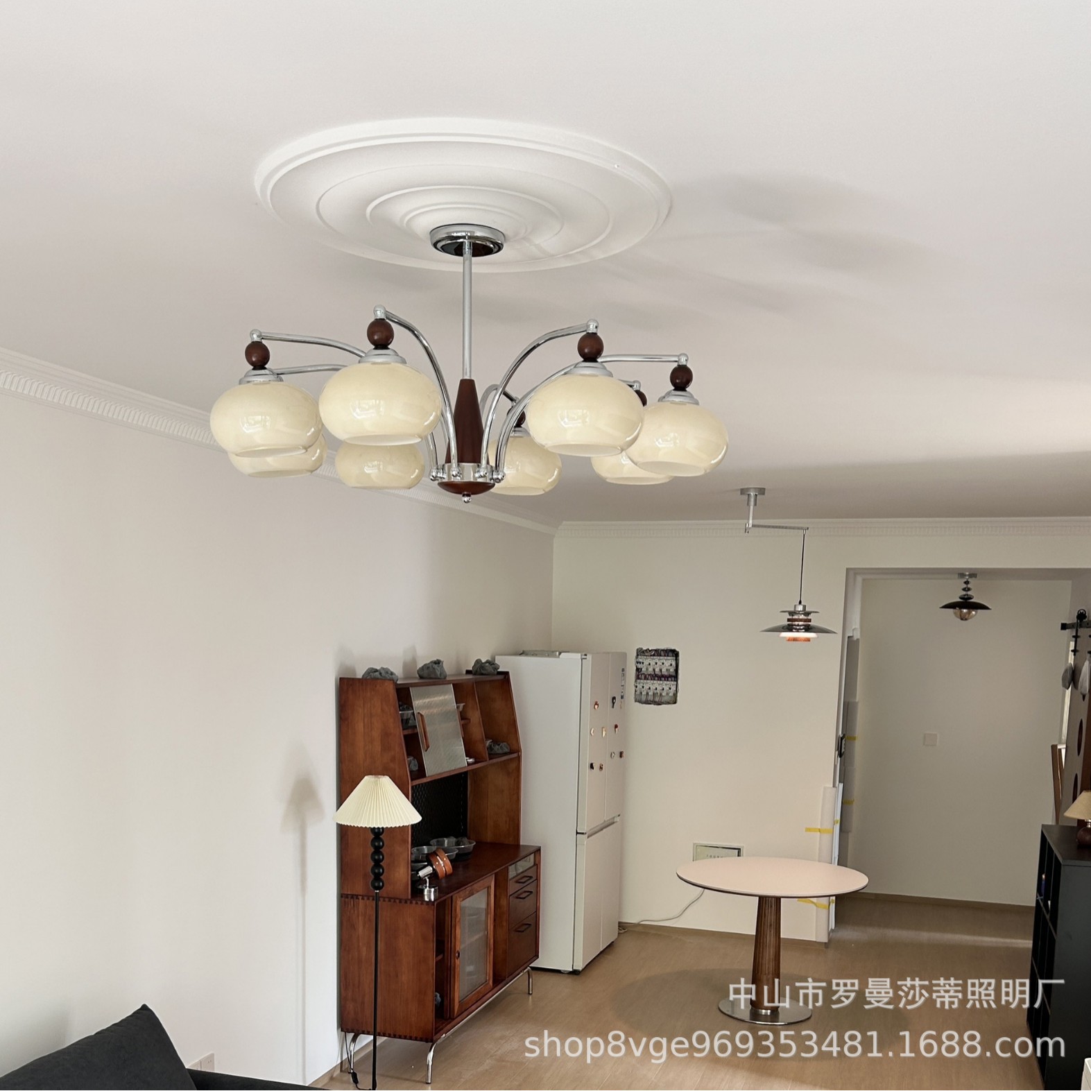 Bauhaus cream style medieval living room chandelier designer solid wood creative persimmon glass dining room bedroom chandelier