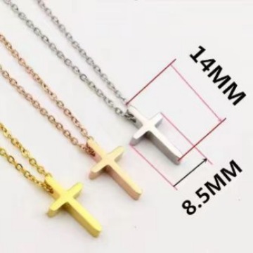 Smooth polished 18k gold cross necklace pendant clavicle chain women's high-end necklace titanium steel stainless steel
