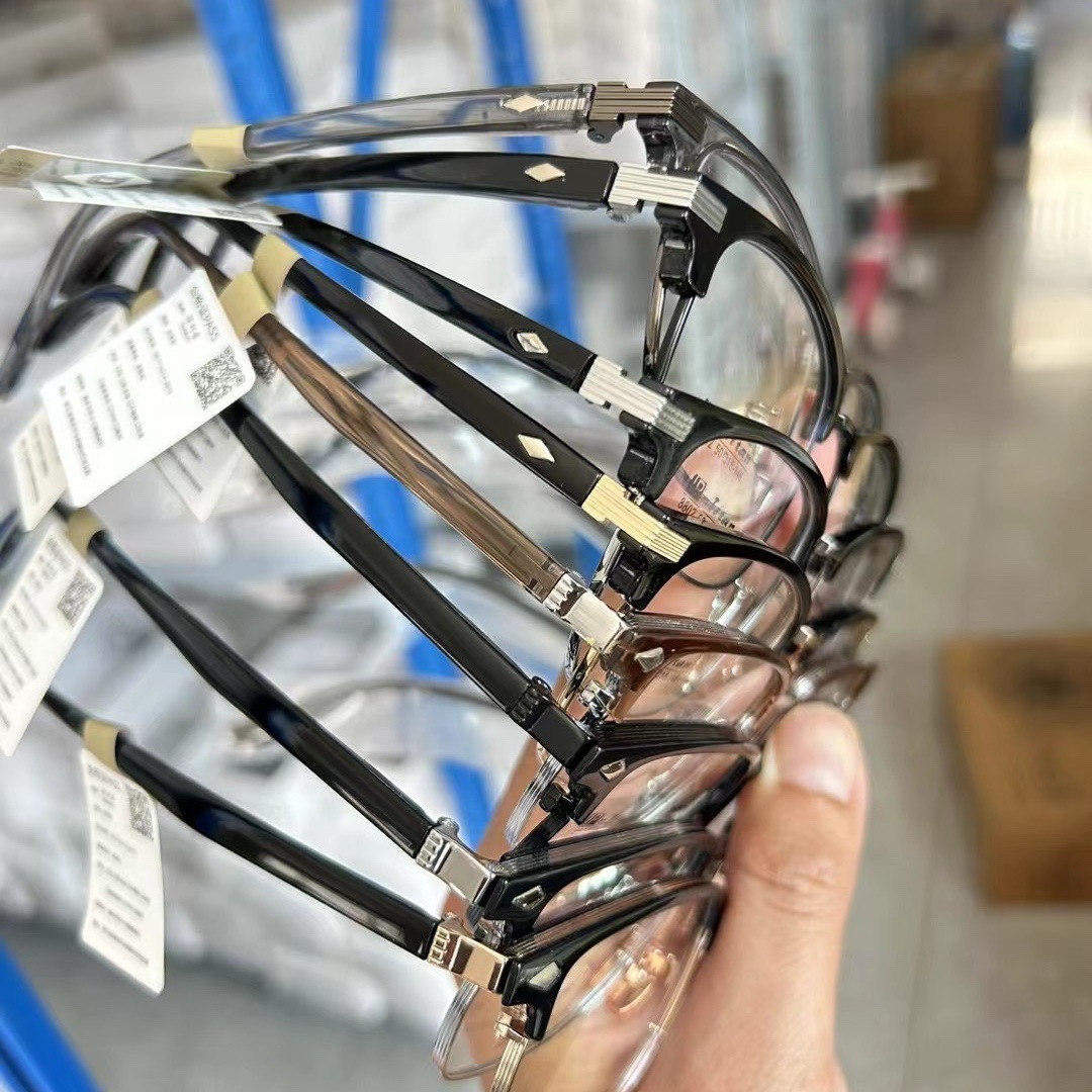 Delipu 8g ultra-light pure titanium retro business eyebrow glasses frame men's full-frame literary myopia glasses frame titanium frame