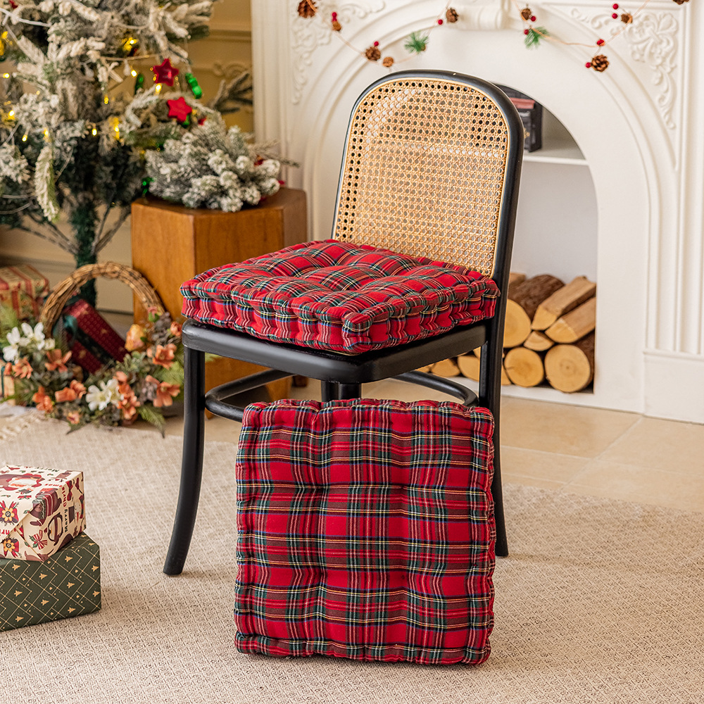 Cross-border Christmas style cushions, thickened dining chair cushions, long-term sitting, waist protection, not tired, office buttocks cushions, backrests wholesale