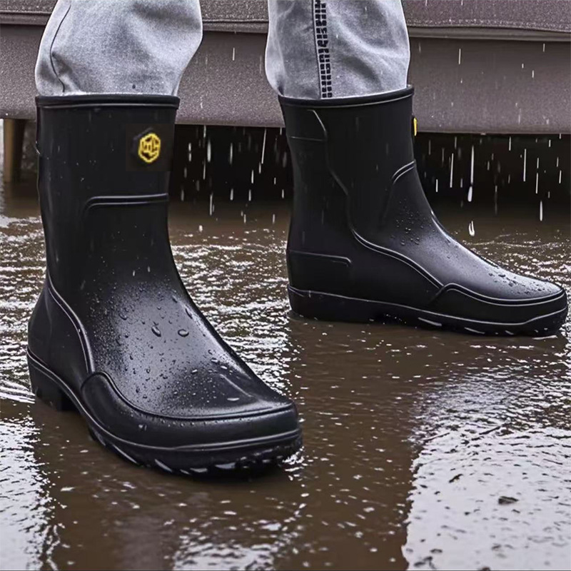 Waterproof fashionable men's rain boots rain boots water shoes short tube car wash non-slip waterproof rubber shoes Korean style