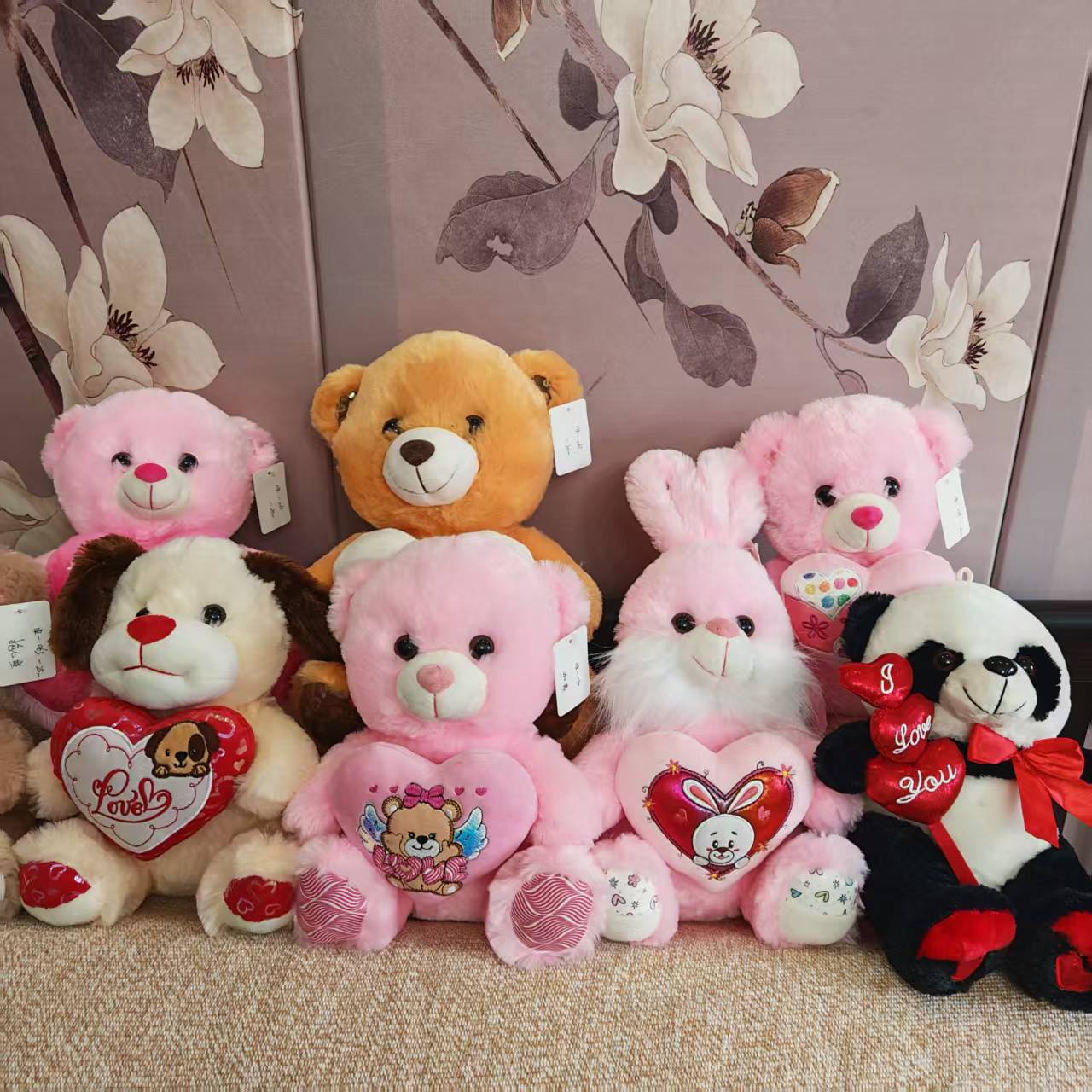 Cross-border hug love bear plush toy doll couple teddy bear confession props Valentine's Day doll