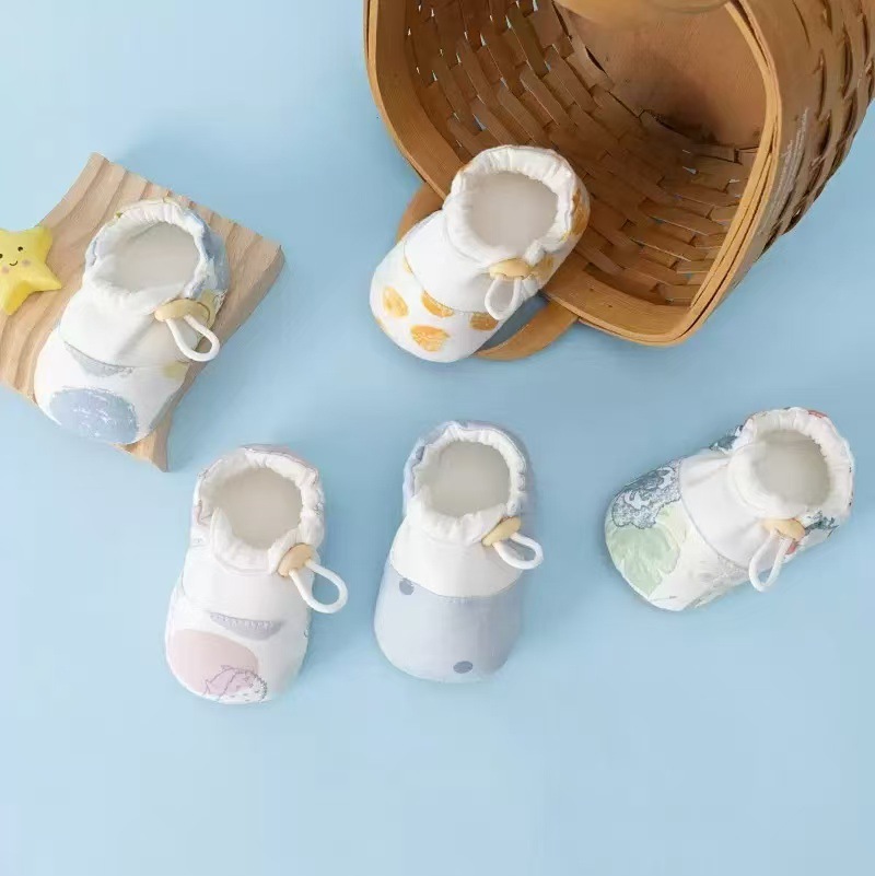 Baby shoes 0-3-12 months 6 to 1 years old spring and summer thin elastic buckle baby soft sole shoes for men and women