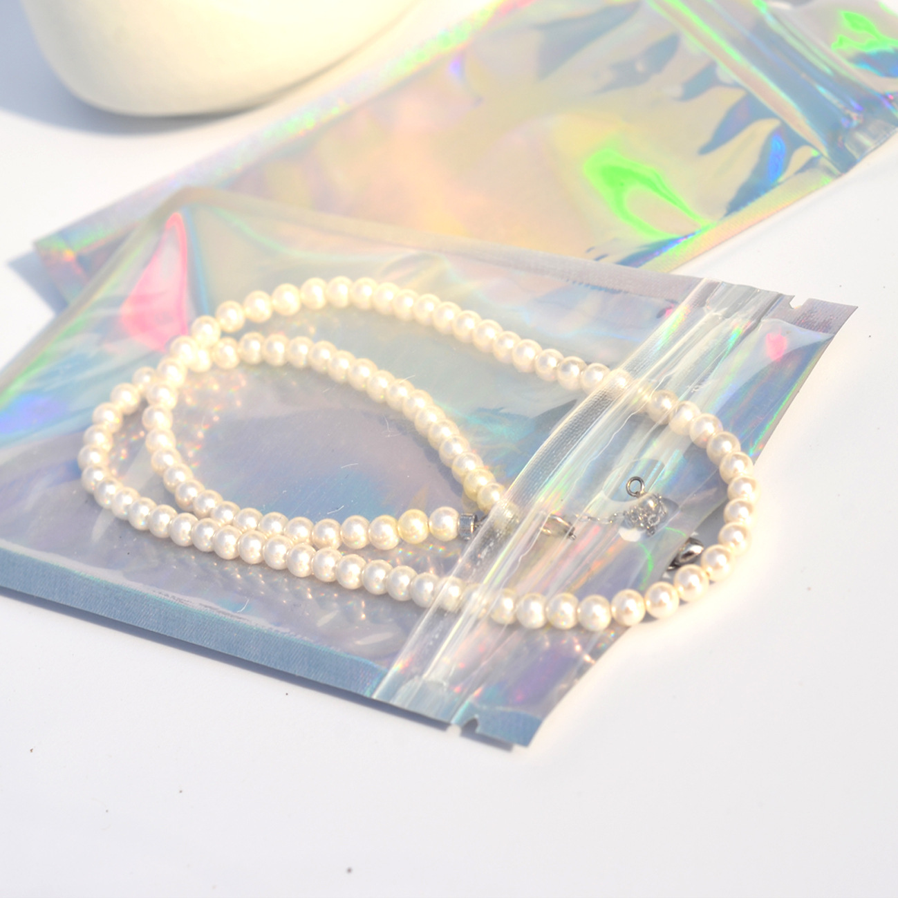 Colorful transparent laser ziplock bag jewelry bag cosmetics travel storage bag socks gloves packaging bag data cable 3