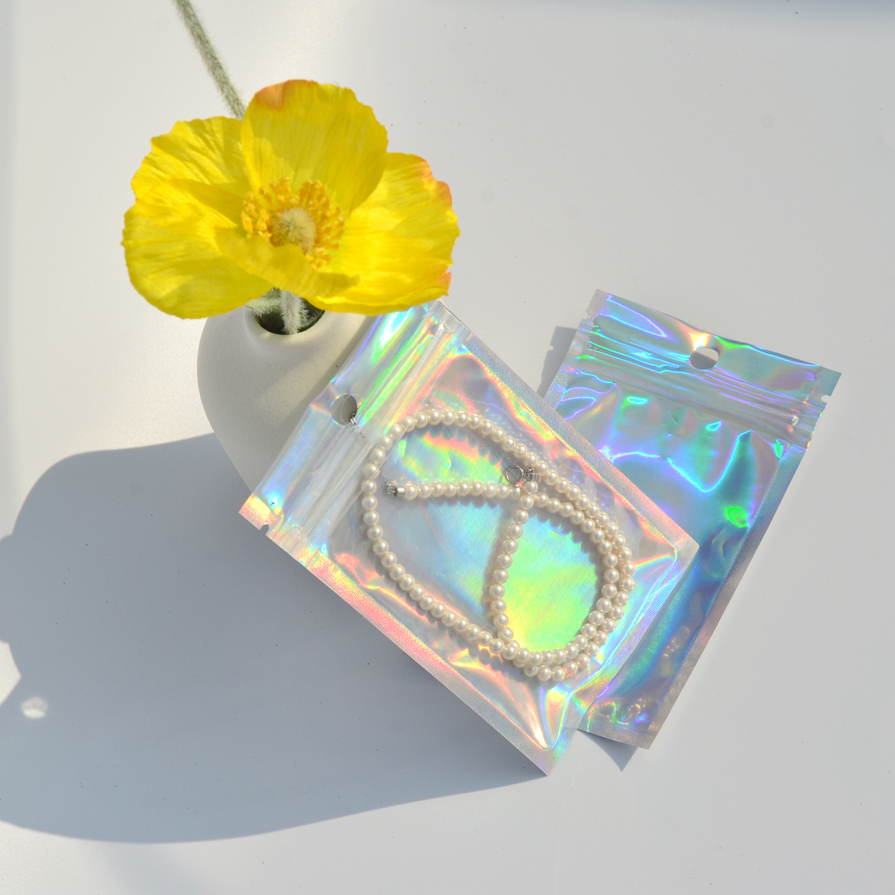 Colorful transparent laser ziplock bag jewelry bag cosmetics travel storage bag socks gloves packaging bag data cable 4