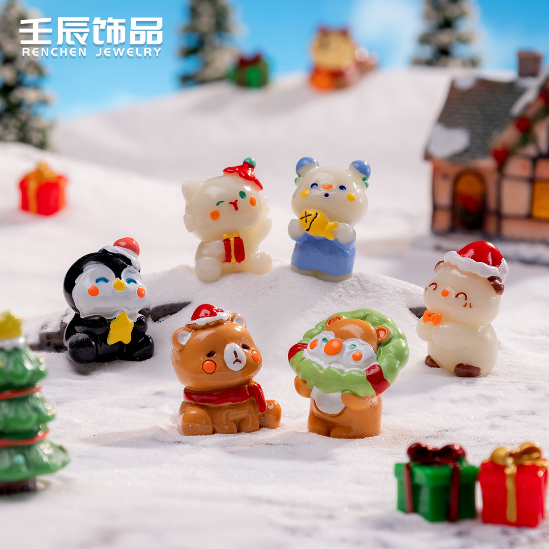 Christmas small animal microscopic scene Christmas snow scene diy resin craft decoration accessories desktop car decoration