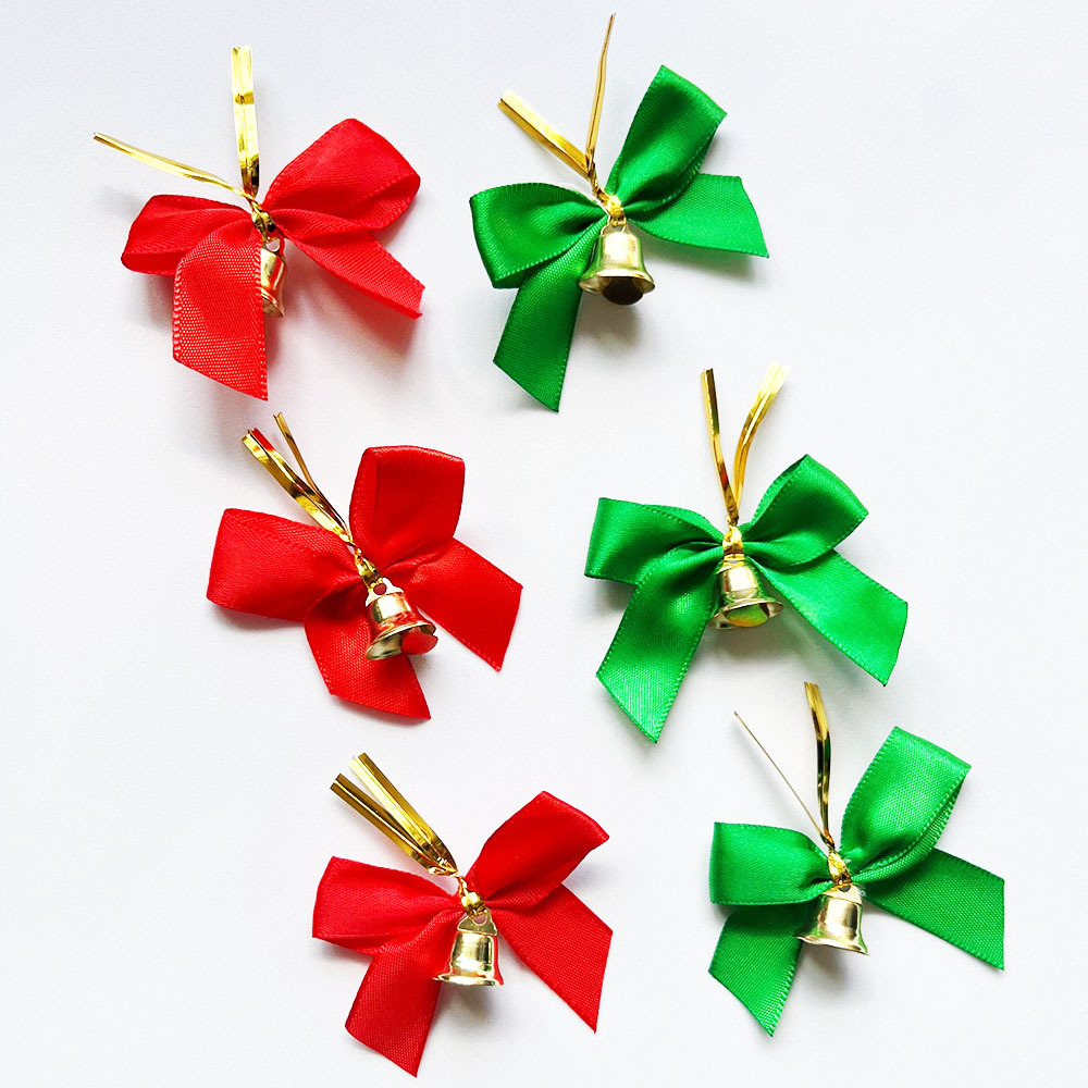 Large quantity and high price polyester Christmas decoration bow pendant Christmas party red with bell decoration pendant