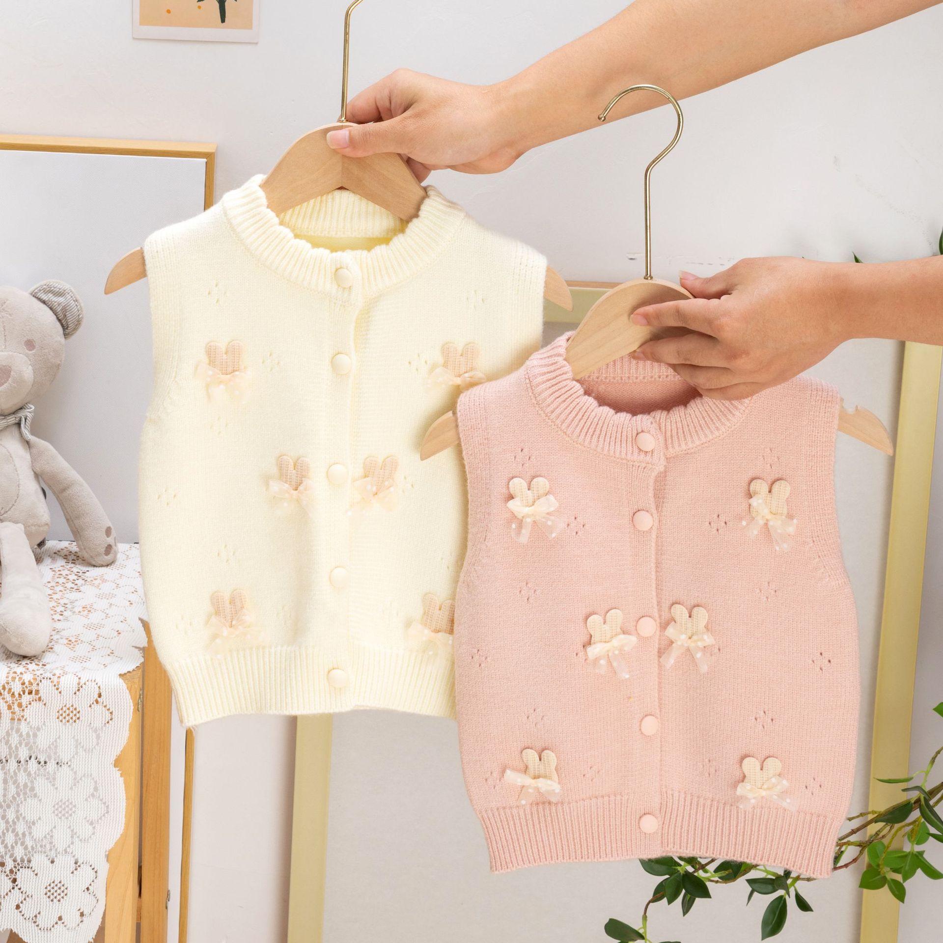 Baby knitted vest baby cardigan coat princess Korean style sweater foreign spring and autumn girls vest