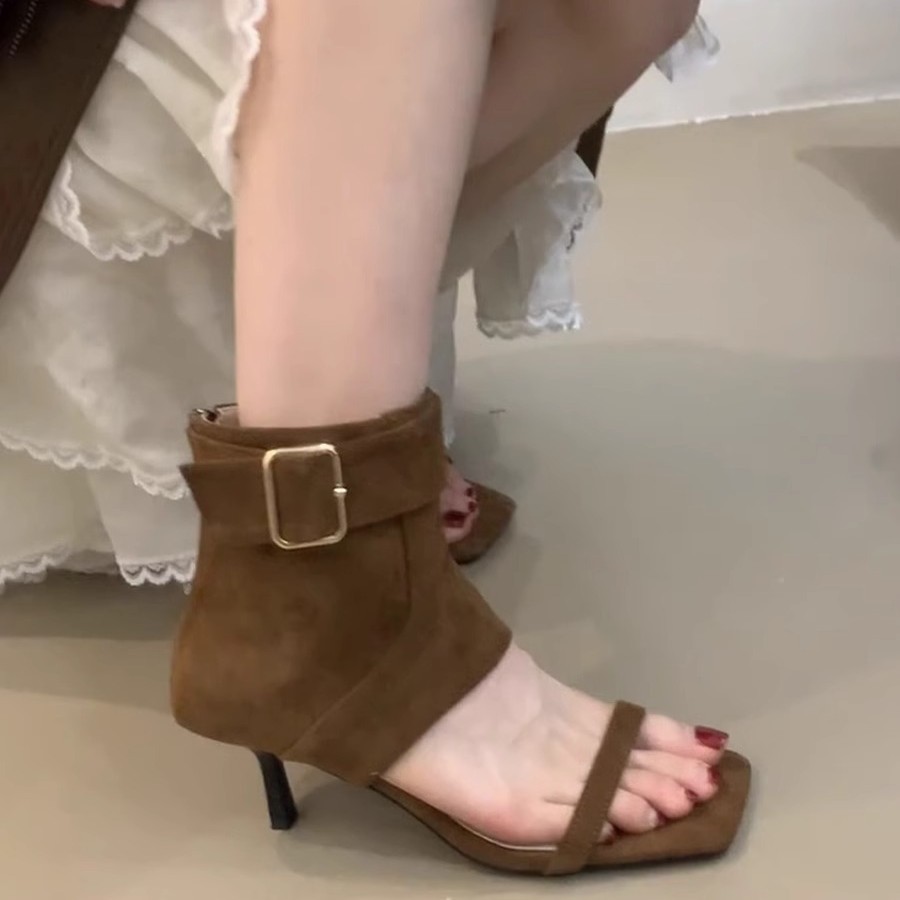 Thin-heeled sandals for girls, fairies, European and American style 2025 new internet celebrity retro suede open-toe belt buckle high-heeled sandals