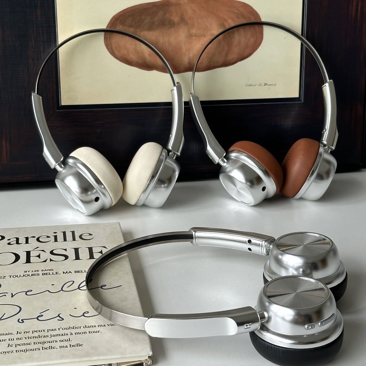 Blogger and retro small head-mounted Bluetooth headset 5 new Maillard wear high-quality noise-canceling headset