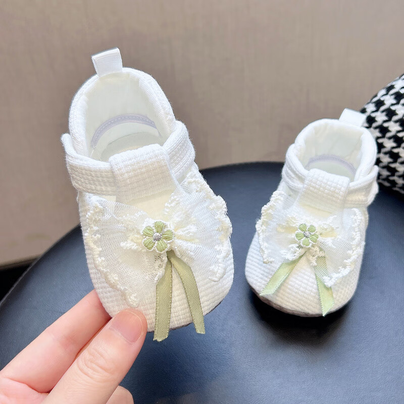 Spring and Autumn Baby Foot Protective Shoes 0-1 Year Old Baby Girl Bow Princess Shoes 3-6 Months Hundred Days Soft Soled Front Shoes