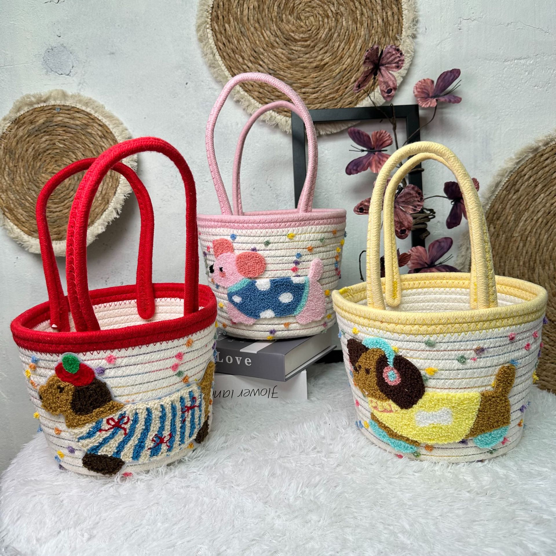 Dopamine Kindergarten Graduation Day Souvenir Full Moon Baby Banquet One-Year-Old Snack Return Gift Box Hand Basket