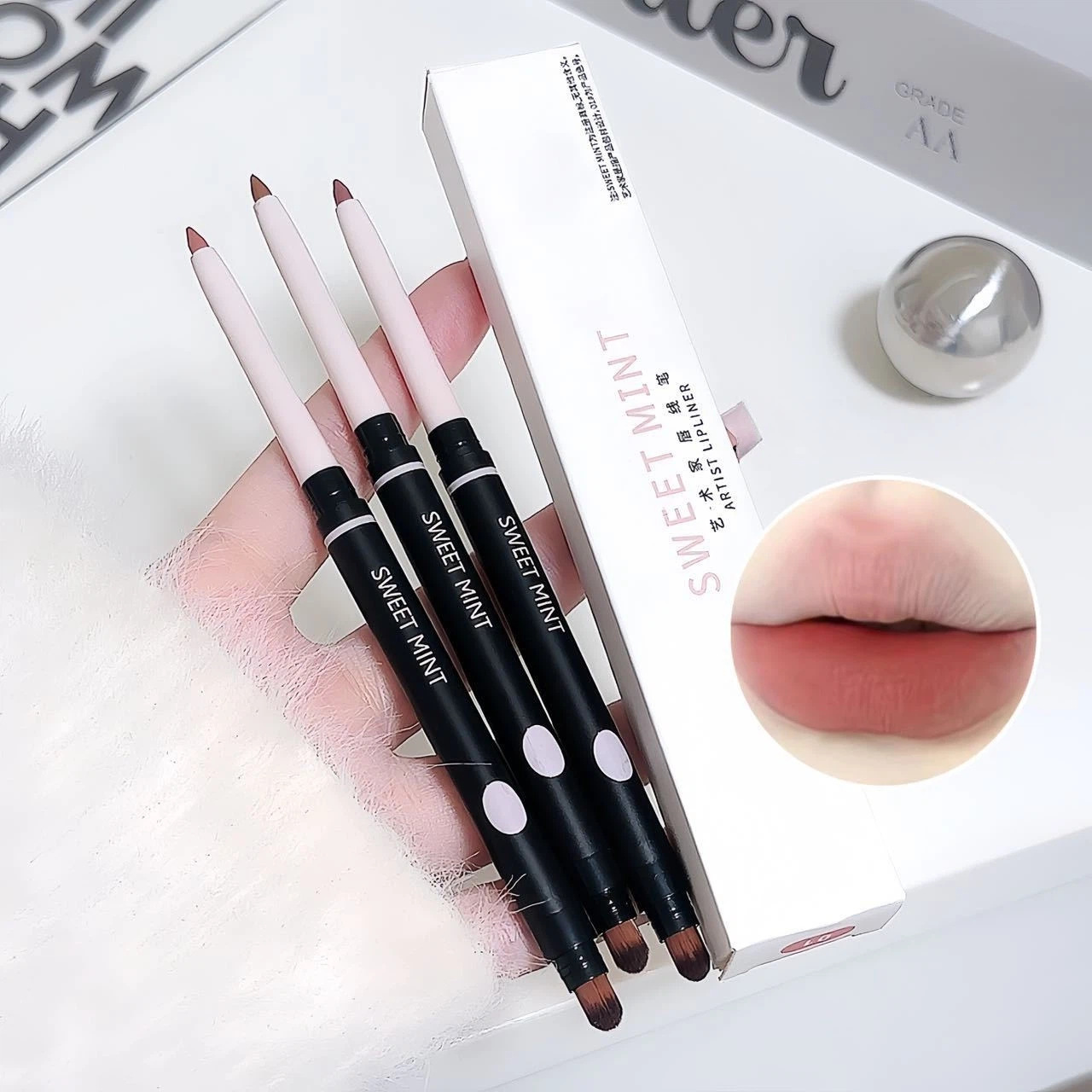 SWEETMINT artist lip liner double-ended lip brush lip pencil outlines full lips in one stroke lip liner